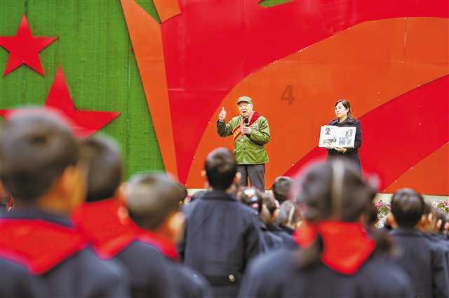 黄色小人推箱子